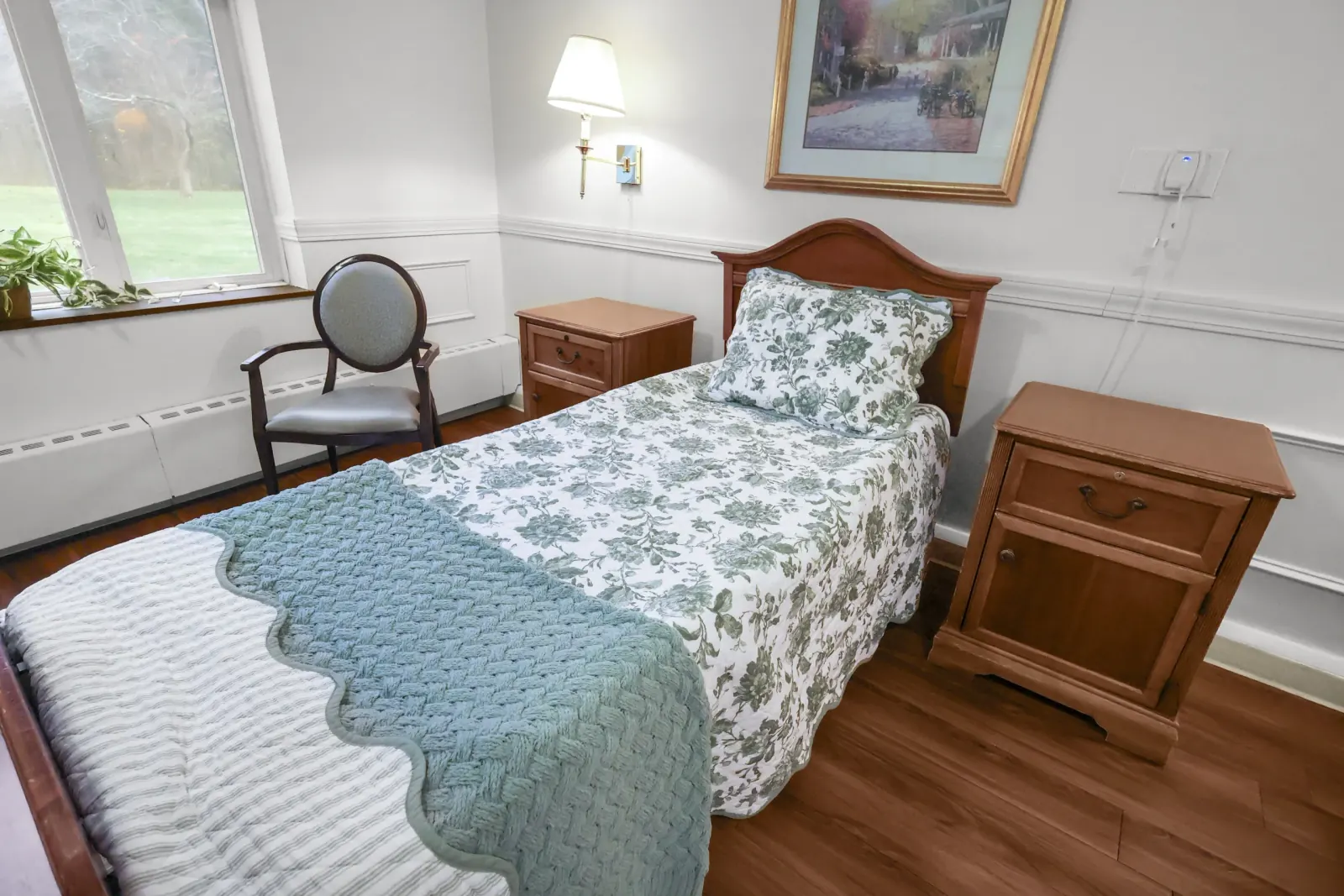 Queen Anne dining room